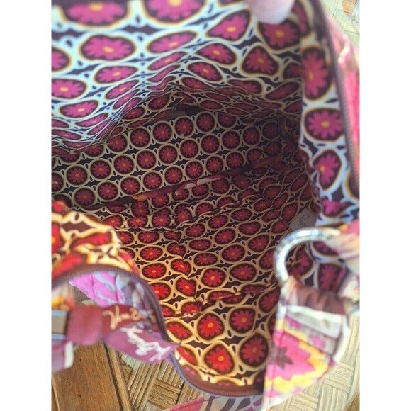 Vera Bradley Carnaby Lisa B. Shoulder Bag Purse Tote Magenta Floral Quilted - Picture 4 of 8